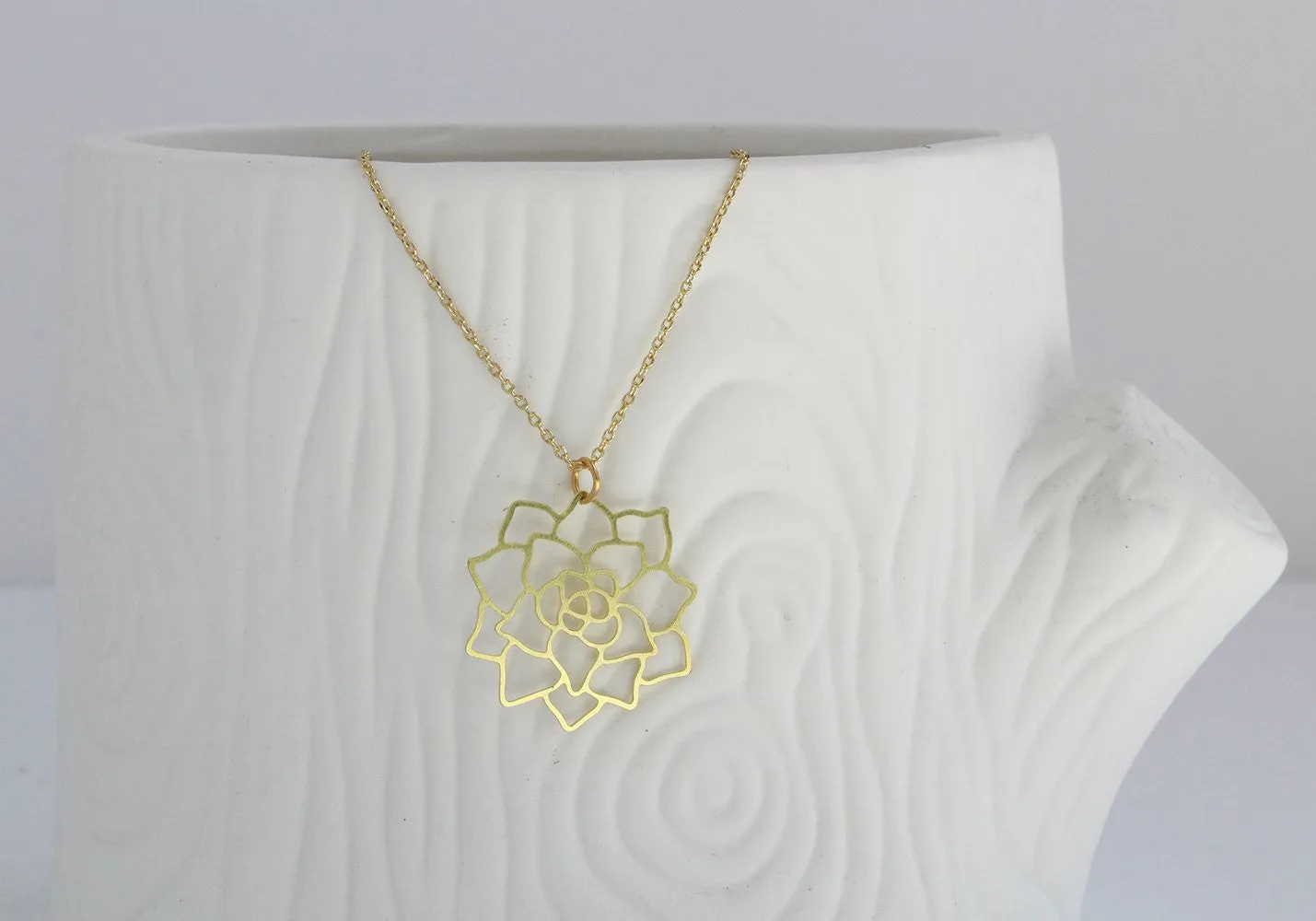 A Tea Leaf Jewelry - Succulent Necklace | Brass