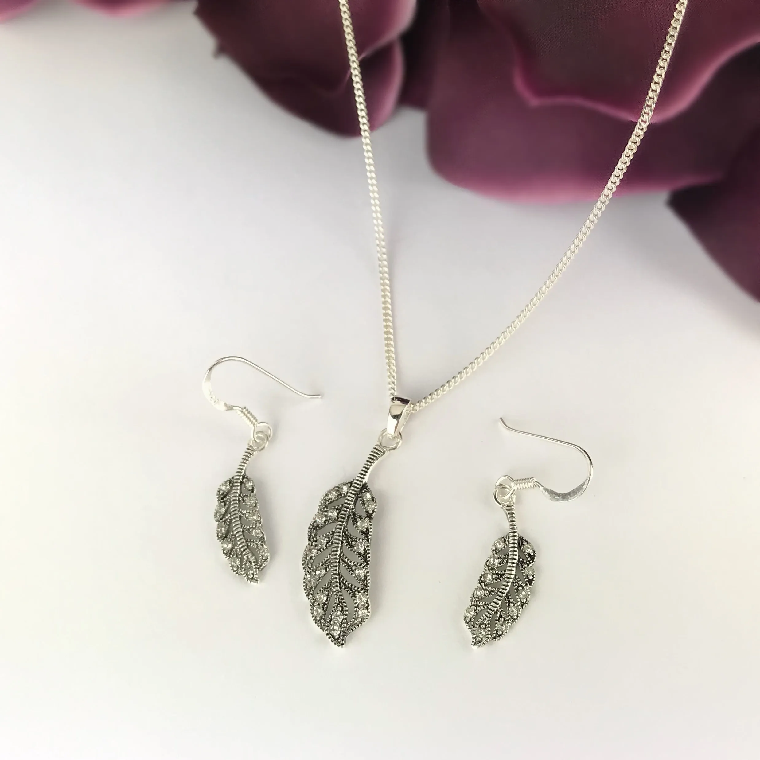 Angels Feather Earrings - VE282