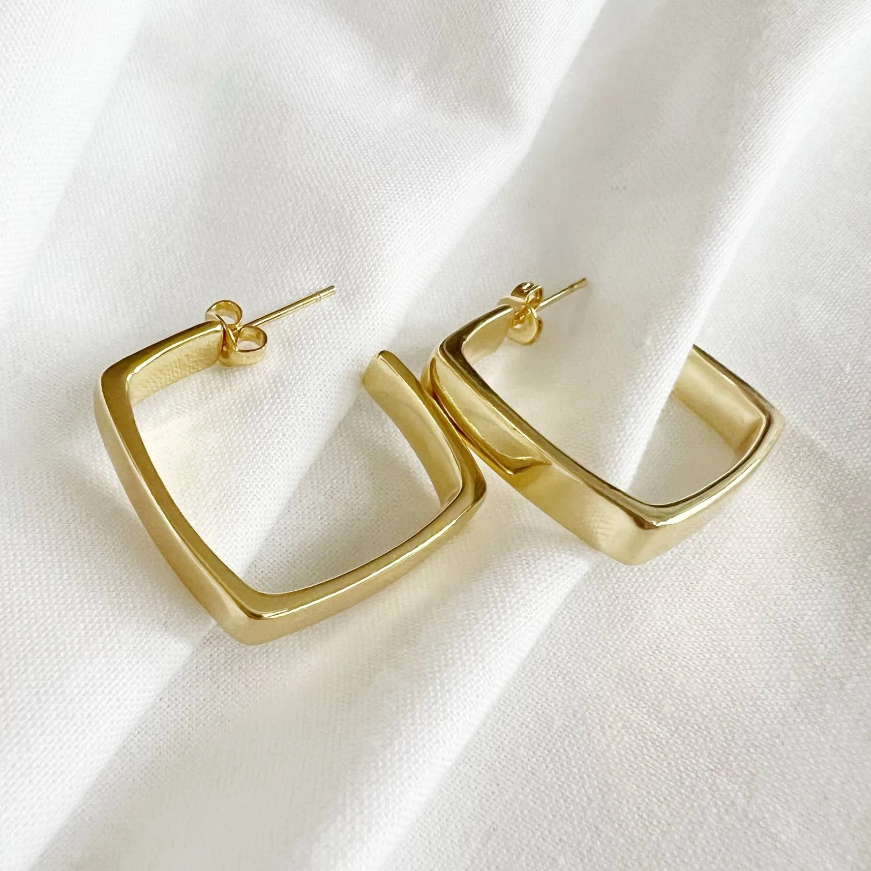 Aries Geometric Square Gold Filled Hoop Earrings