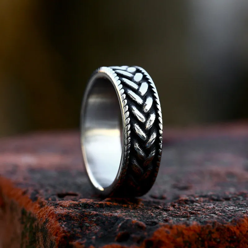 Minimalist Nordic Retro Titanium Steel Men's Ring - Wholesale Trendy Jewelry