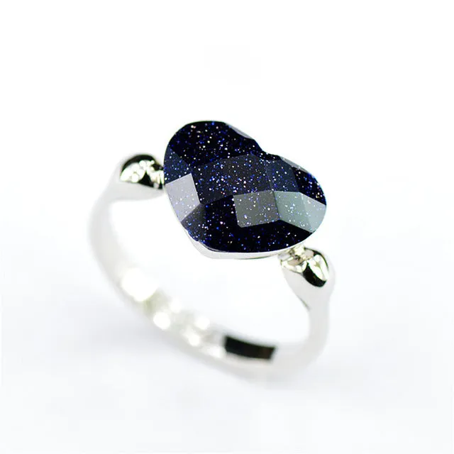 MOONROCY Crystal Heart Shape Ring