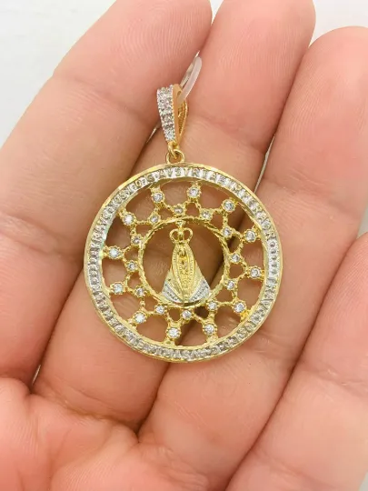 Pingente de Nossa Senhora de Aparecida Foleada a Ouro Excelente Qualidade 33x30mm / Pingente de Nossa Senhora Aparecida Com Zircônia No Aro