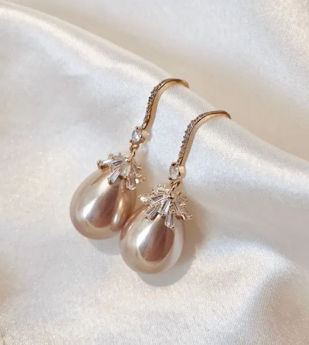 "Dora" - Bohemian Gold Pearl Bridal Earrings - Available in Gold and Silver