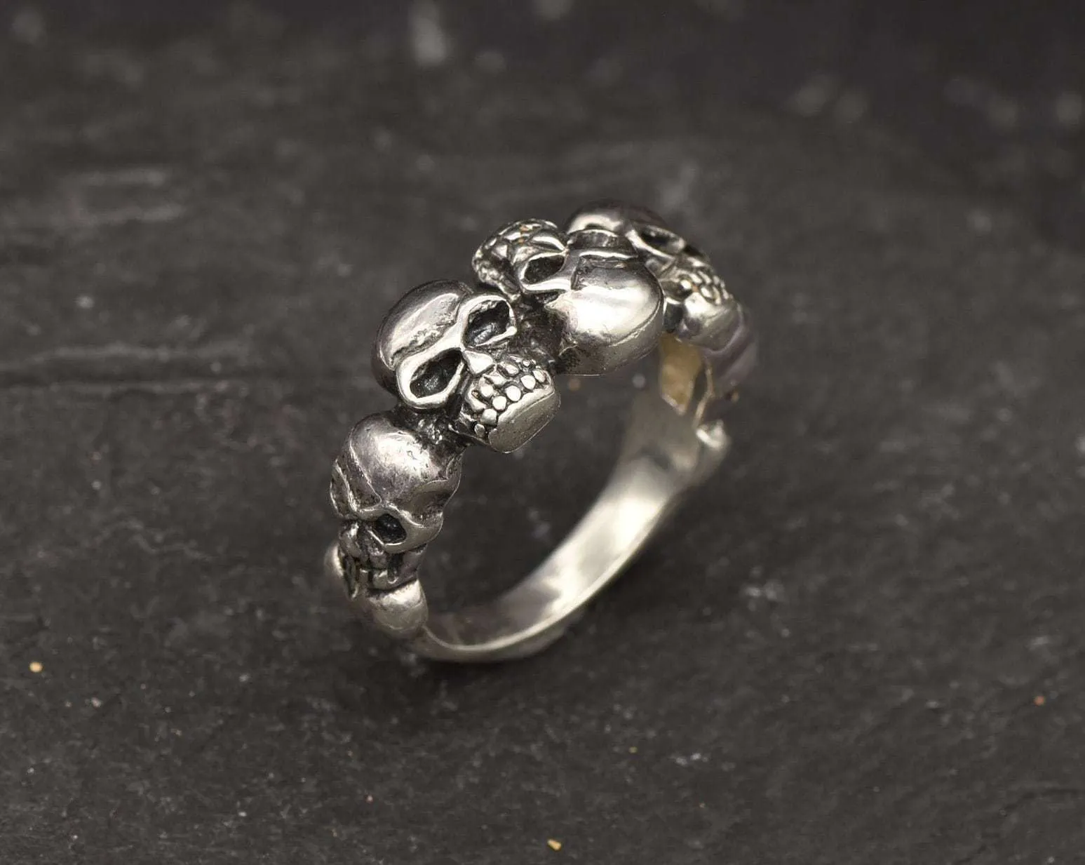 Silver Skulls Ring - Skull Head Ring - Silver Gothic Ring