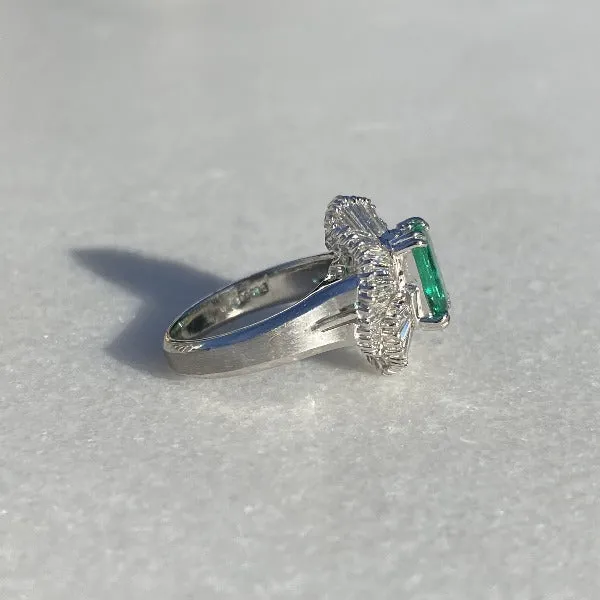 Vintage Emerald & Diamond Ring