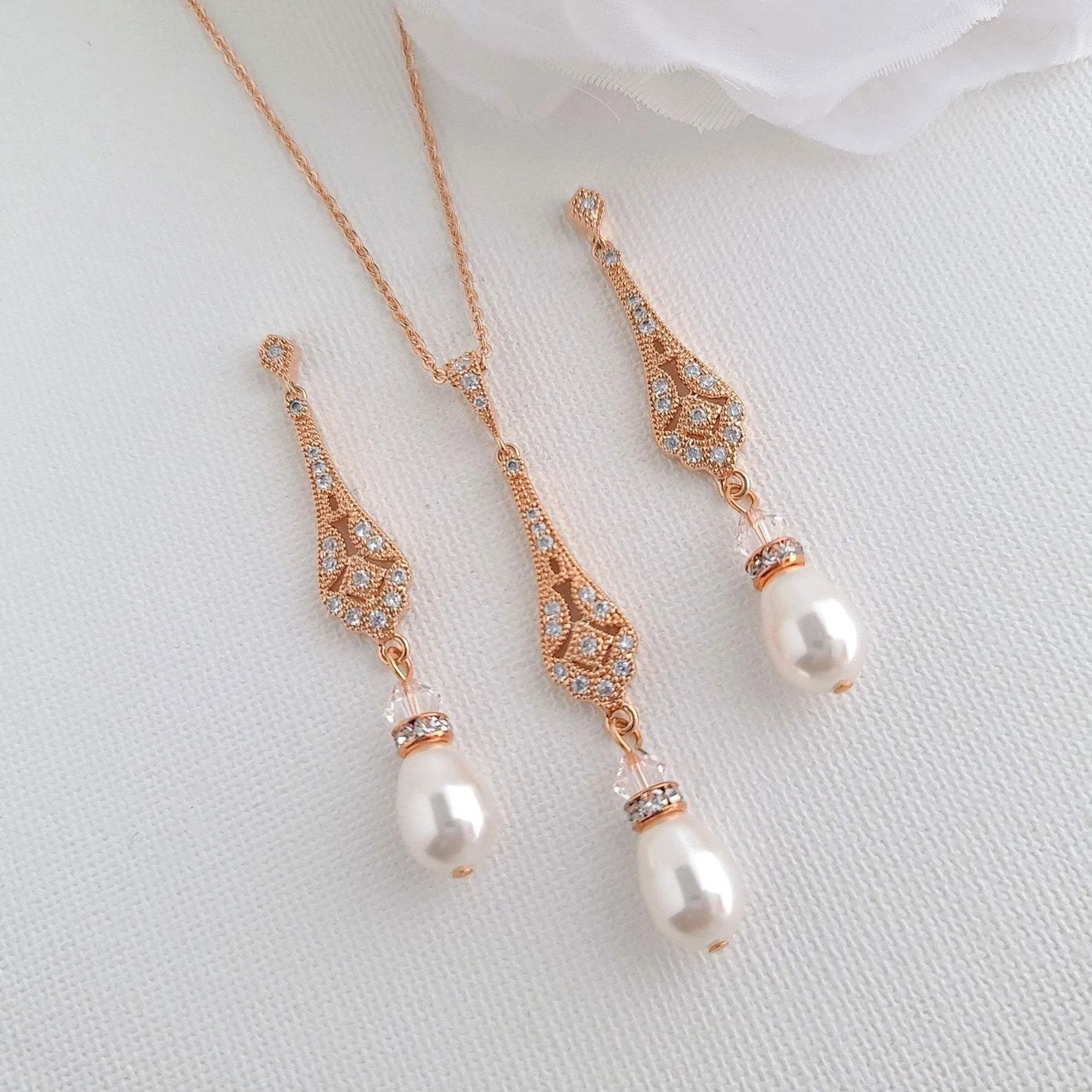 Vintage Necklace Earring Set in Rose Gold- Lisa